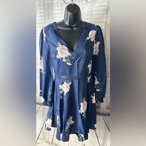 Beautiful escape navy floral dress